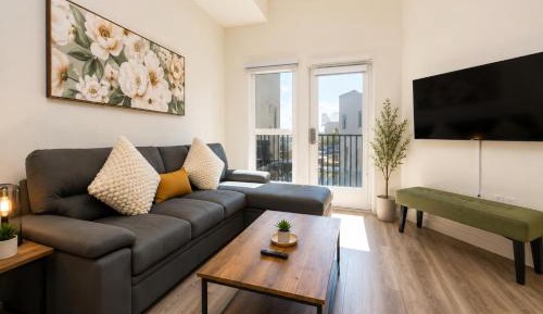 Two-Bedroom Apartment with City View