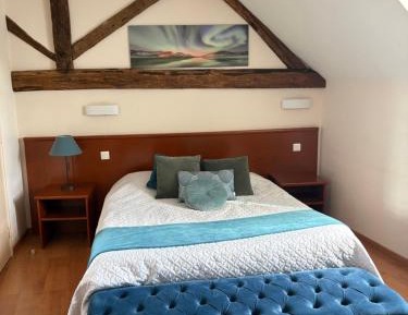 Triple Room with Private Bathroom