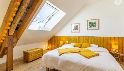 Deluxe Room 1