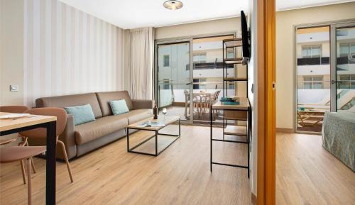 Apartment with Terrace