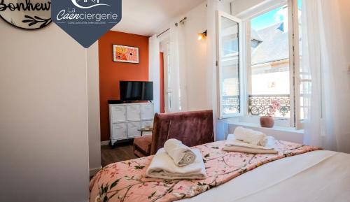 Superior One-Bedroom Apartment with Balcony