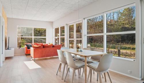 Three-Bedroom Vacation Home 