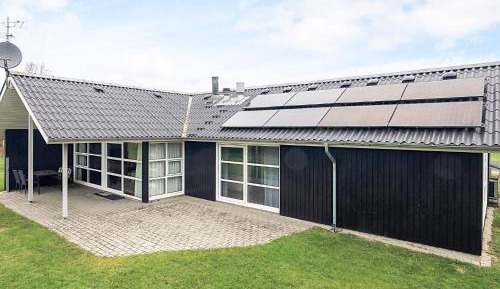 Four-Bedroom Vacation Home