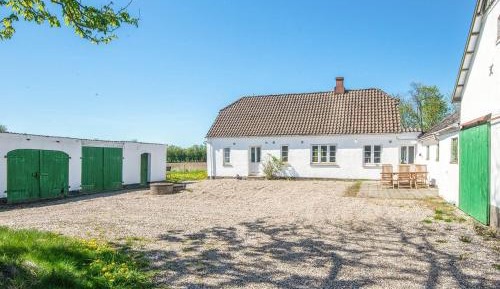 Two-Bedroom Holiday Home