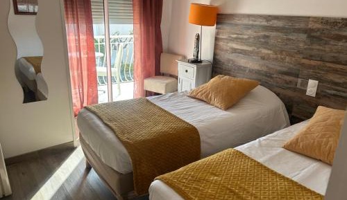 Twin Room with Terrace