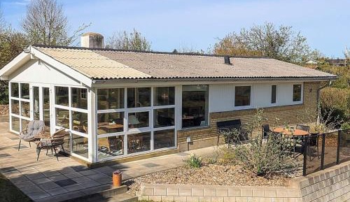 Three-Bedroom Vacation Home 