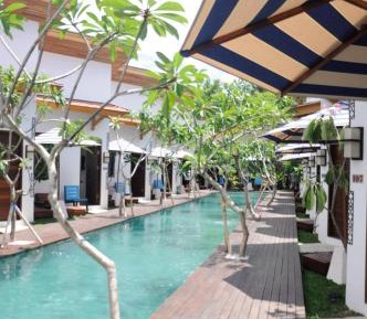 Double Room with Pool View
