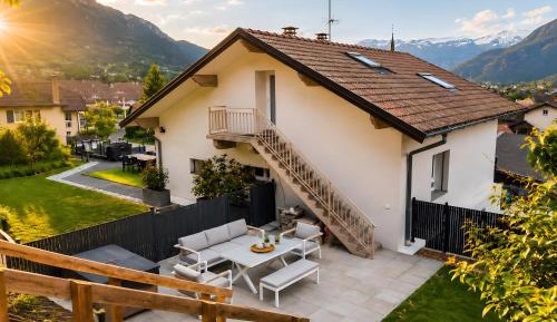 Two-Bedroom Deluxe Apartment with Garden View