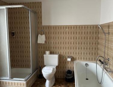 Double Room with Shared Bathroom