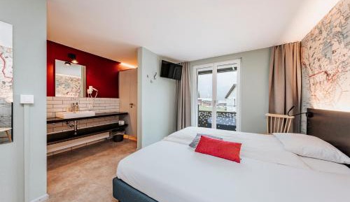 Double or Twin Room with Balcony