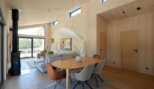 Three-Bedroom Vacation Home 