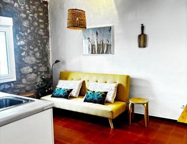 Deluxe One-Bedroom Apartment with Garden View