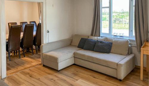 Three-Bedroom Townhouse
