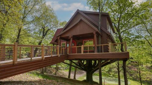 Two-Bedroom Presidential Treehouse with Two King Beds