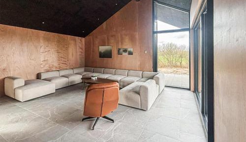 Eight-Bedroom Holiday Home