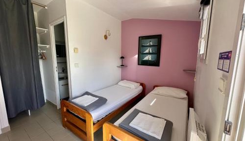 Triple Room with Private Bathroom