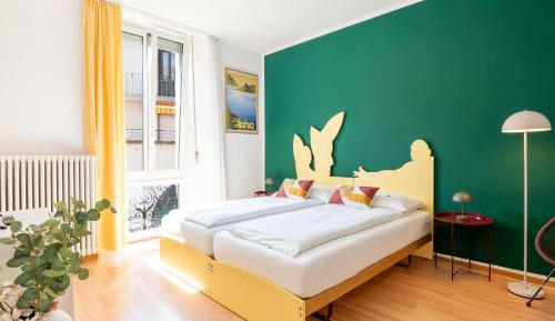 Deluxe One-Bedroom Apartment with City View