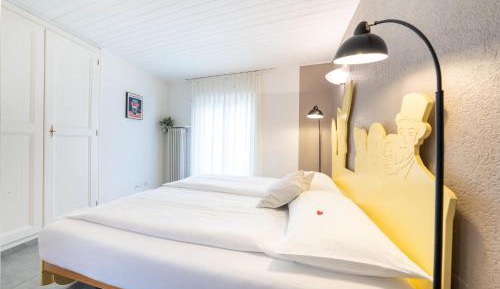 Two-Room Apartment (2 Adults)