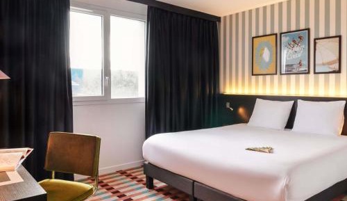 King Suite with Sofa Bed