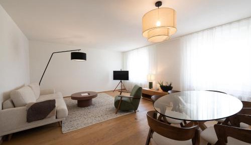 Two-Bedroom Deluxe Apartment