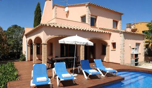 Villa with Private Pool