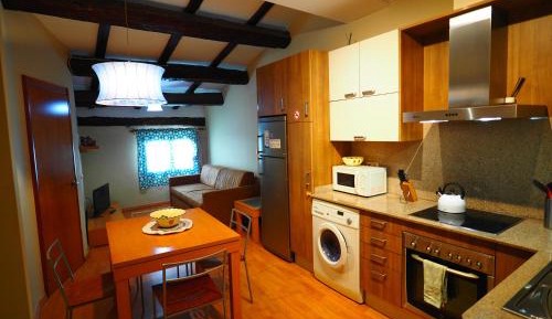 One-Bedroom Apartment (2 Adults)