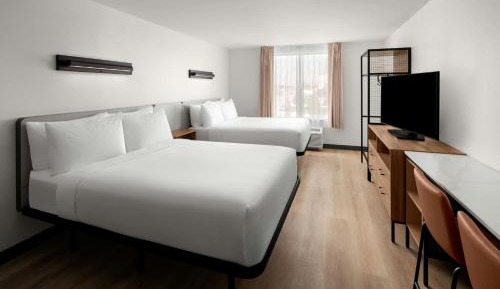 One-Bedroom Studio Suite with Two Queen Beds