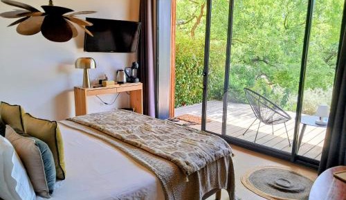 Double Room with Mountain View