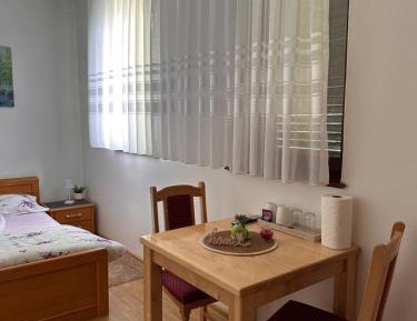 Deluxe Double Room with Shower