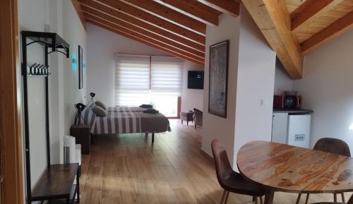 Twin Room with Private Bathroom