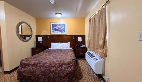 King Bed Non-Smoking