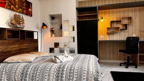 Studio Apartment