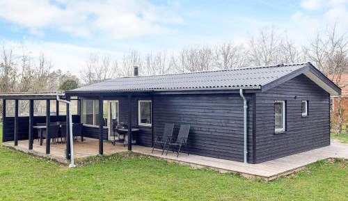Three-Bedroom Vacation Home 