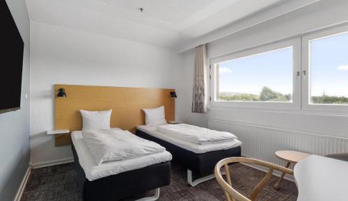 Economy Twin Room - Non-Smoking