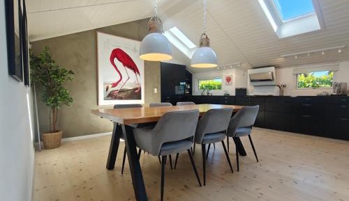 Three-Bedroom Vacation Home 