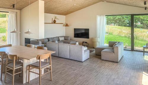Four-Bedroom Vacation Home
