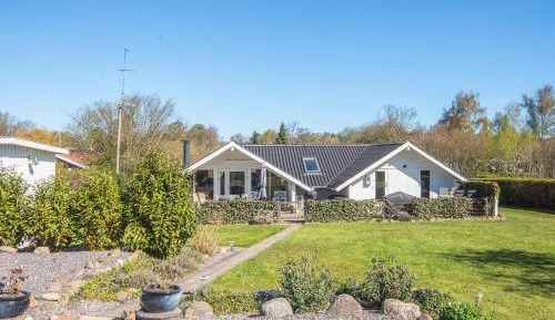 Four-Bedroom Vacation Home