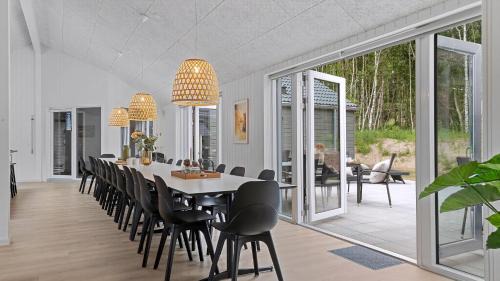 Ten-Bedroom Holiday Home