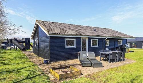 Four-Bedroom Vacation Home