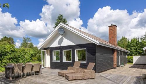 Two-Bedroom Holiday Home