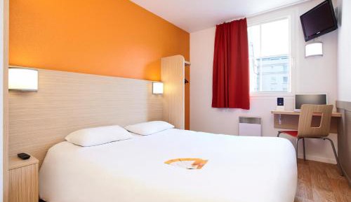 Double Room with 1 Double Bed