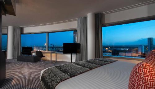 The Level Grand Suite Tour Eiffel View and Lounge Access