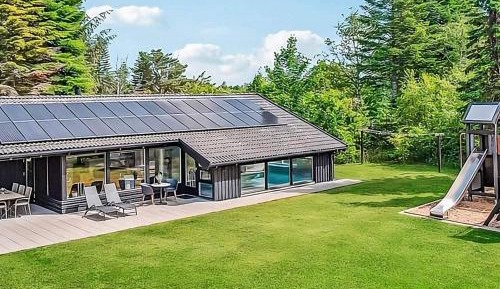 Four-Bedroom Vacation Home
