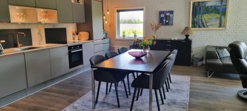 Deluxe Two-Bedroom Apartment with Garden View