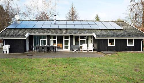 Five-Bedroom Holiday Home
