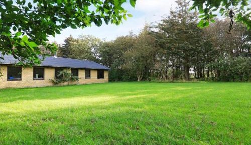 Three-Bedroom Vacation Home 