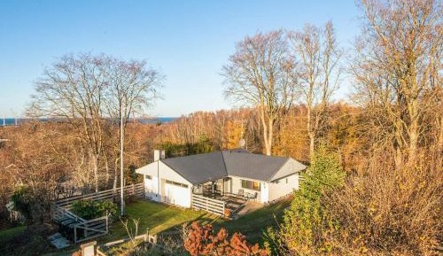 Three-Bedroom Vacation Home 