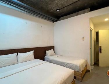 Basic Triple Room