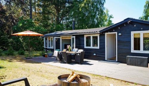 Three-Bedroom Vacation Home 