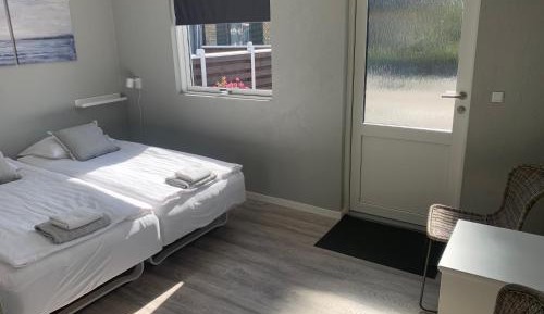 Deluxe Double Room with Shower